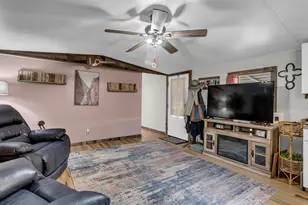 5128 W 29 Hwy, Bertram, TX 78605 - Photo 12