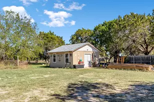 5128 W 29 Hwy, Bertram, TX 78605 - Photo 22