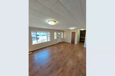 901 Wright Street, Llano, TX 78643 - Photo 10