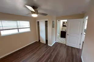 901 Wright St, Llano, TX 78643 - Photo 28