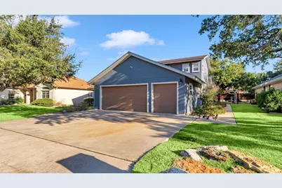 207 Fox Xing, Burnet, TX 78611 - Photo 4