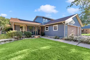 207 Fox Crossing, Burnet, TX 78611 - Photo 2