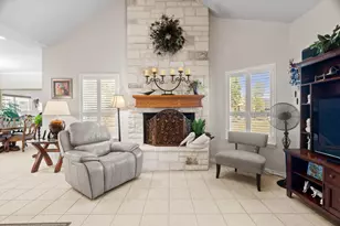 813 Lacey Oak Cir, Marble Falls, TX 78654 - Photo 10