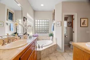 813 Lacey Oak Cir, Marble Falls, TX 78654 - Photo 18