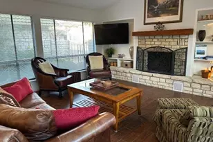 202 Lighthouse Dr, Horseshoe Bay, TX 78657 - Photo 2