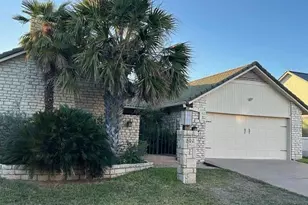 202 Lighthouse Dr, Horseshoe Bay, TX 78657 - Photo 1