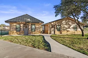 901 Crown Ln, Burnet, TX 78611 - Photo 28