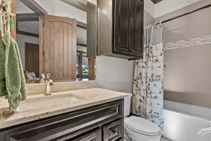 901 Crown Ln, Burnet, TX 78611 - Photo 22