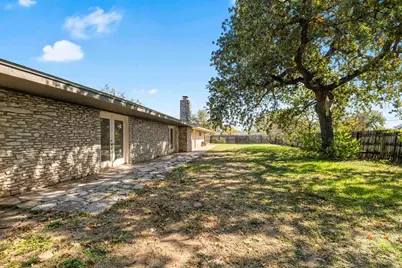 1401 Brazos St, Marble Falls, TX 78654 - Photo 22