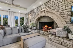 101 Bedford Dr, Spicewood, TX 78669 - Photo 6