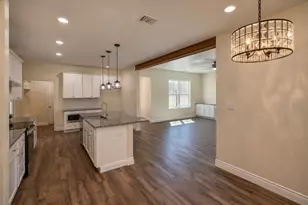 101 Eagle Point Dr, Kingsland, TX 78639 - Photo 8