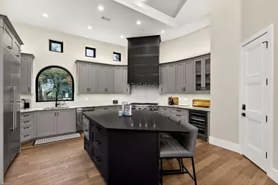 901 Sun Ray, Horseshoe Bay, TX 78657 - Photo 8