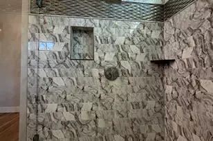 301 Knights Row St, Cottonwood Shores, TX 78657 - Photo 12