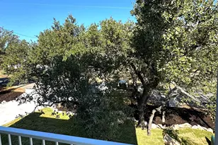 301 Knights Row St, Cottonwood Shores, TX 78657 - Photo 10