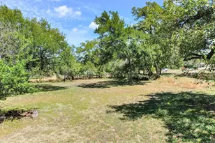 307 Avenue K, Marble Falls, TX 78654 - Photo 6