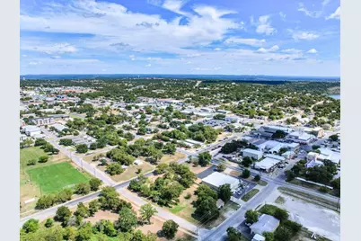 307 Avenue K, Marble Falls, TX 78654 - Photo 12