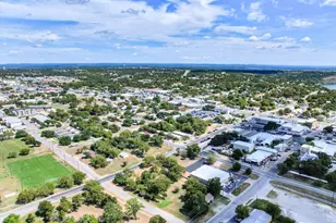 307 Avenue K, Marble Falls, TX 78654 - Photo 12