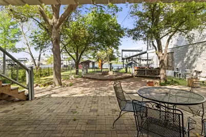 320 Harris Loop, Kingsland, TX 78639 - Photo 4