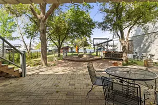 320 Harris Loop, Kingsland, TX 78639 - Photo 4