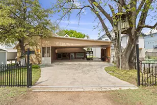 320 Harris Loop, Kingsland, TX 78639 - Photo 10