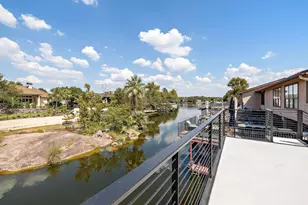 701-B Hi Circle North Dr, Horseshoe Bay, TX 78657 - Photo 4