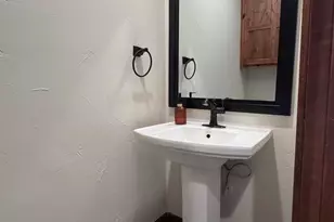 1706 Link Dr, Kingsland, TX 78639 - Photo 12