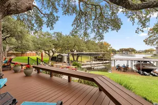 207 Elm Lodge Dr, Kingsland, TX 78639 - Photo 2