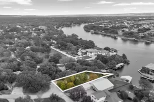 207 Elm Lodge Dr, Kingsland, TX 78639 - Photo 4