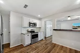 551 N Grange, Bertram, TX 78605 - Photo 10