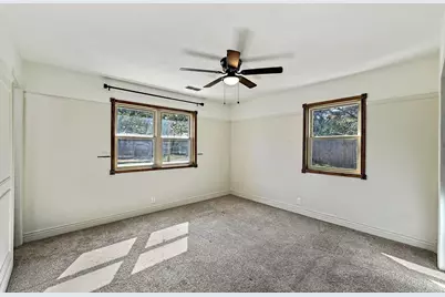 551 N Grange, Bertram, TX 78605 - Photo 18