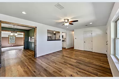 551 N Grange, Bertram, TX 78605 - Photo 16