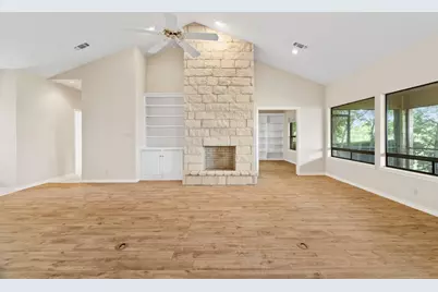 602 Hi Circle South, Horseshoe Bay, TX 78657 - Photo 6