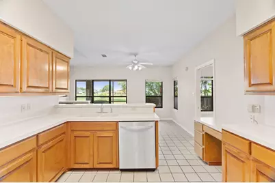 602 Hi Circle South, Horseshoe Bay, TX 78657 - Photo 10