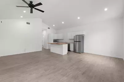 870 Waco, Kingsland, TX 78639 - Photo 8