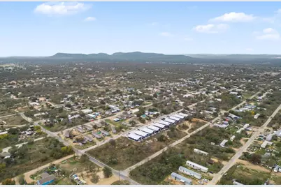 872 Waco, Kingsland, TX 78639 - Photo 28