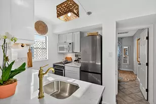 103 Island Dr, Horseshoe Bay, TX 78657 - Photo 10