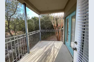 407 Green Leaf, Horseshoe Bay, TX 78657 - Photo 10