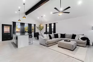 629 Aspen Ln, Cottonwood Shores, TX 78657 - Photo 2