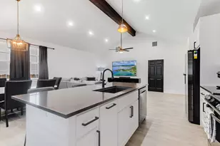 629 Aspen Ln, Cottonwood Shores, TX 78657 - Photo 12