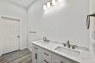 1615 White Tail, Horseshoe Bay, TX 78657 - Photo 12