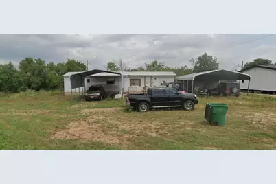 809 W Llano Streets, Llano, TX 78643 - Photo 2