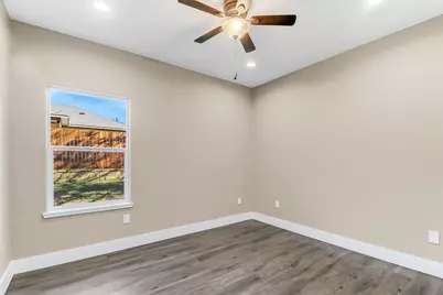 427 E Castleshoals Dr, Granite Shoals, TX 78654 - Photo 18