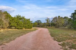 1250 Rocky Hollow Dr, Burnet, TX 78611 - Photo 26