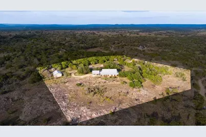 1250 Rocky Hollow Dr, Burnet, TX 78611 - Photo 2