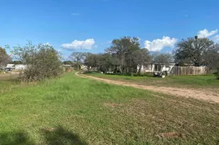 1701 and 1703 Roselea Dr, Buchanan Dam, TX 78609 - Photo 4