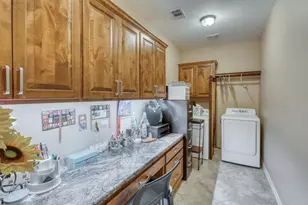 301 Firestone Dr, Meadowlakes, TX 78654 - Photo 14