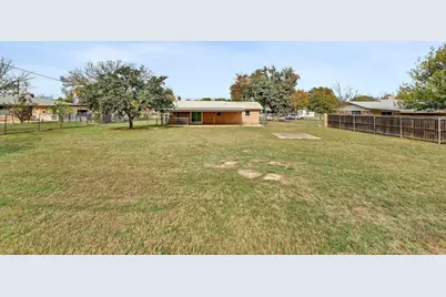 1304 E Luce Street, Llano, TX 78643 - Photo 28