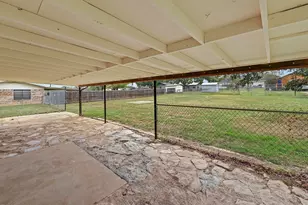 1304 E Luce St, Llano, TX 78643 - Photo 26