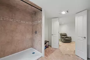 902 Prairie Creek, Marble Falls, TX 78654 - Photo 22