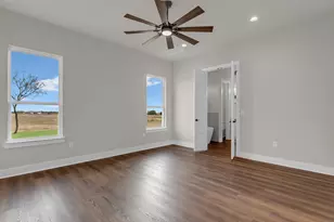 379 Prarie Point Rd, Bertram, TX 78605 - Photo 16